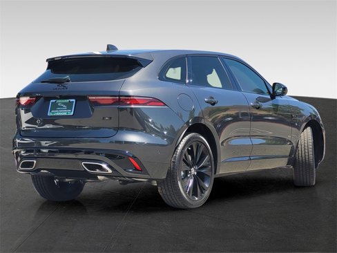 New 2026 Jaguar F-PACE R-Dynamic S image 4