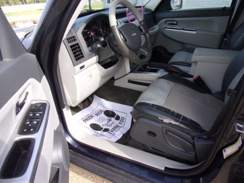 Used 2008 Jeep Liberty Limited w/ Premium Group image 3