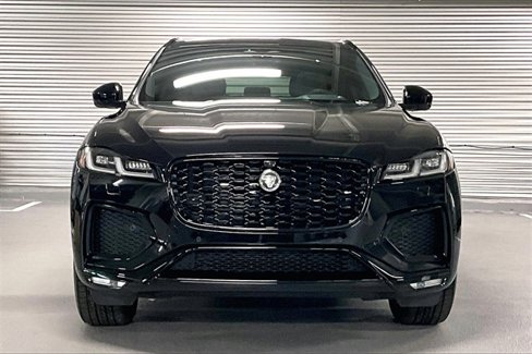 New 2026 Jaguar F-PACE R-Dynamic S image 2