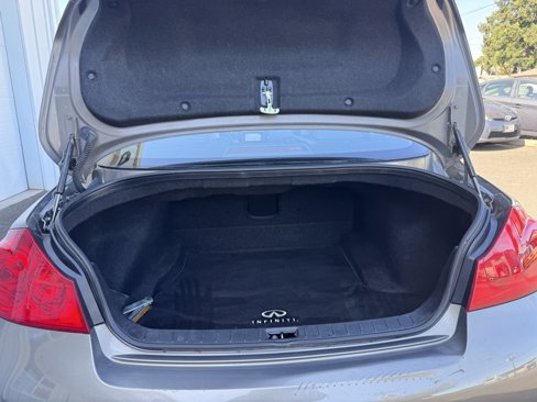 Used 2012 INFINITI G37 x image 30