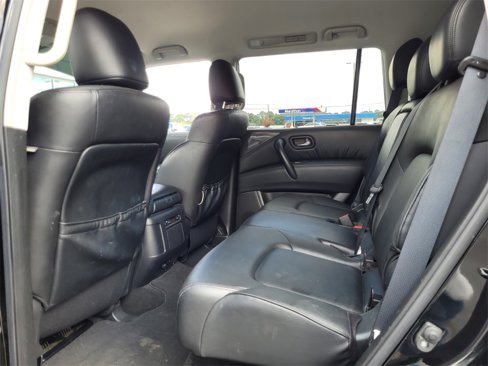 Used 2021 Nissan Armada SV w/ SV Appearance Package image 4