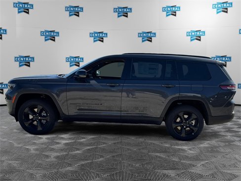 New 2025 Jeep Grand Cherokee L Limited image 2