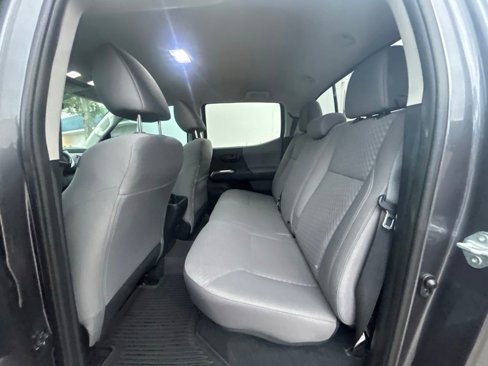 Used 2022 Toyota Tacoma SR5 image 29