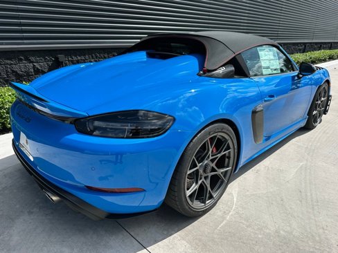 Certified 2025 Porsche 718 Boxster Spyder RS image 9