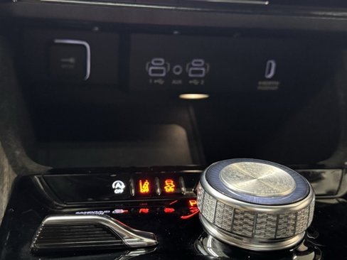 Used 2022 Jeep Wagoneer Series II w/ Premium Group I image 25