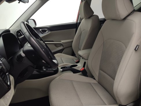 Used 2023 Kia Soul EX image 17