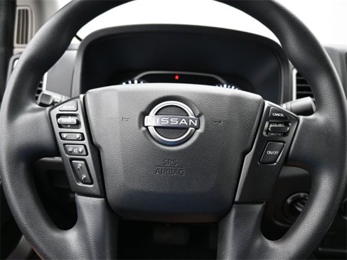 Used 2024 Nissan Frontier SV image 28