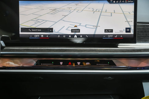 New 2026 BMW 760i xDrive w/ Premium Package image 10