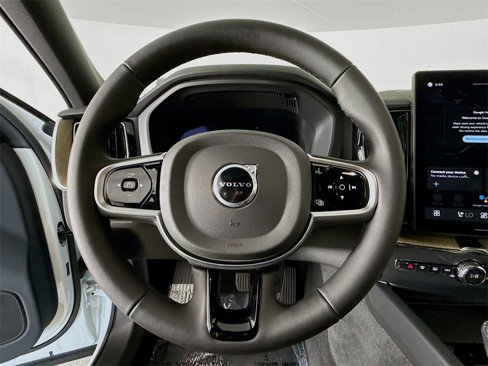 New 2026 Volvo XC60 B5 Plus w/ Climate Package PRO image 11