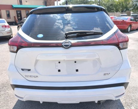 Used 2024 Nissan Kicks SV image 6