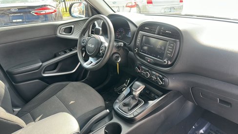 Used 2022 Kia Soul LX w/ Technology Package image 18