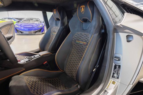 Used 2024 Lamborghini Huracan Tecnica image 12