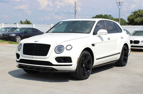 Used 2018 Bentley Bentayga image 3