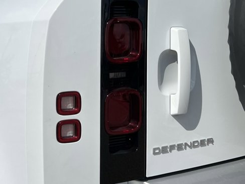 New 2025 Land Rover Defender 110 S image 10