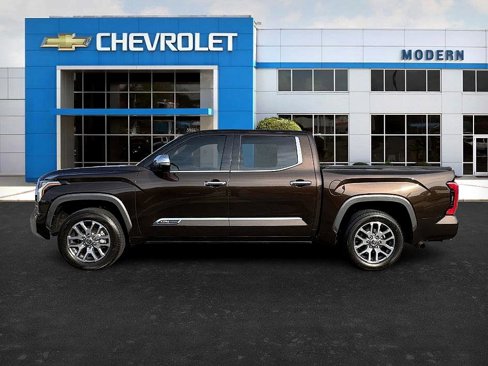 Used 2022 Toyota Tundra 1794 Edition image 2