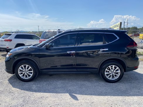 Used 2020 Nissan Rogue SV image 8