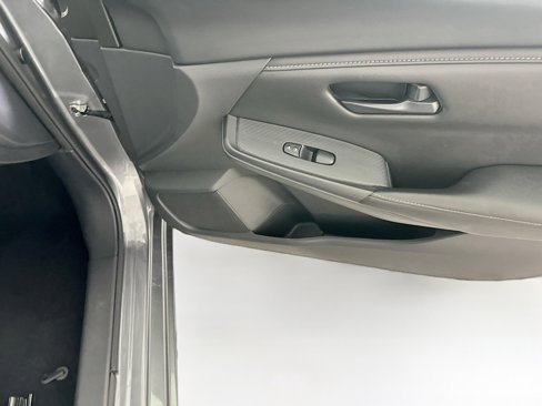 Used 2024 Nissan Sentra S image 29