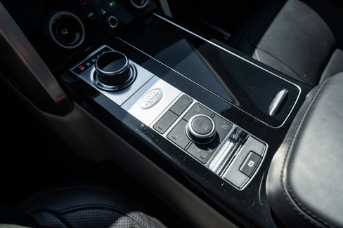 Used 2020 Land Rover Range Rover HSE image 48