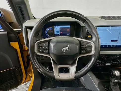 Used 2021 Ford Bronco Badlands image 11