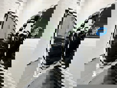 Used 2020 Ford F150 Lariat image 23