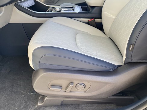 New 2026 Kia Carnival EX image 19