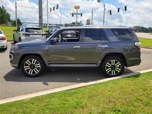 Used 2021 Toyota 4Runner Limited image 5