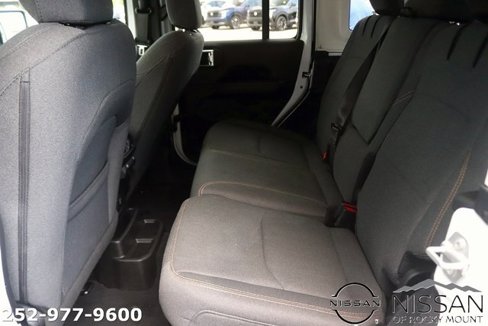 Used 2024 Jeep Wrangler Unlimited Sahara image 14