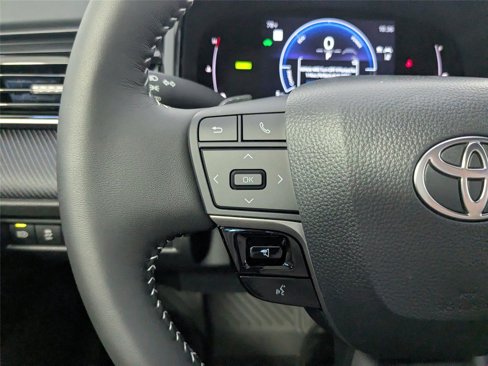 New 2026 Toyota Camry SE image 13