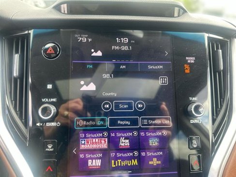 Used 2020 Subaru Outback Touring XT image 35