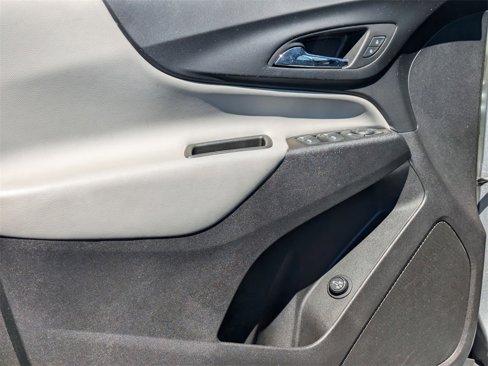 Used 2024 Chevrolet Equinox LT image 11