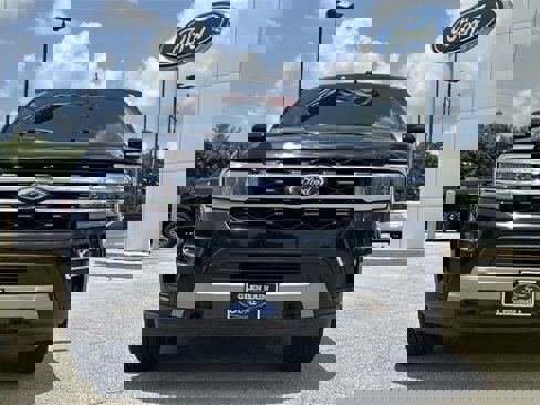 Used 2022 Ford Expedition Max Limited image 2