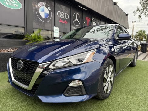 Used 2021 Nissan Altima 2.5 S image 1