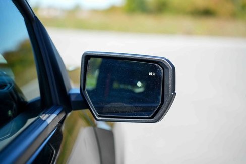 Used 2024 Chevrolet Colorado Z71 image 13