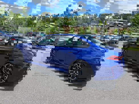 New 2026 BMW M5 w/ Executive Package image 7