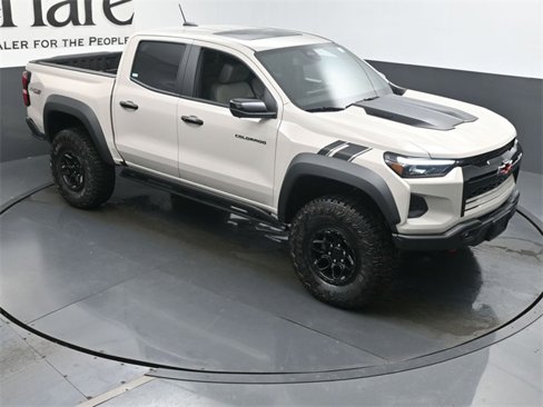 New 2026 Chevrolet Colorado ZR2 w/ ZR2 Bison Edition image 26