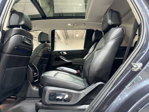 Used 2020 BMW X7 xDrive40i w/ Premium Package image 54