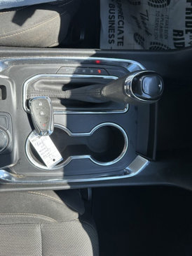 Used 2020 Chevrolet Traverse LS image 17