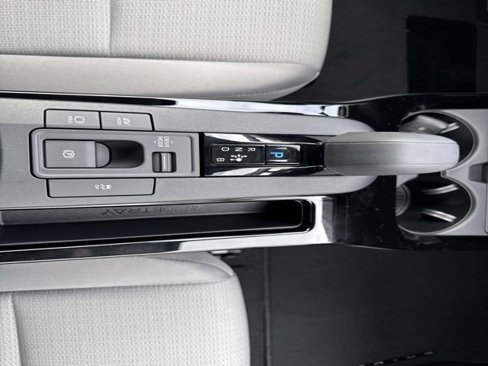 New 2026 Toyota Prius LE image 28