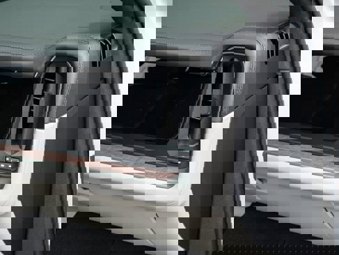 New 2025 Porsche Cayenne Coupe image 36