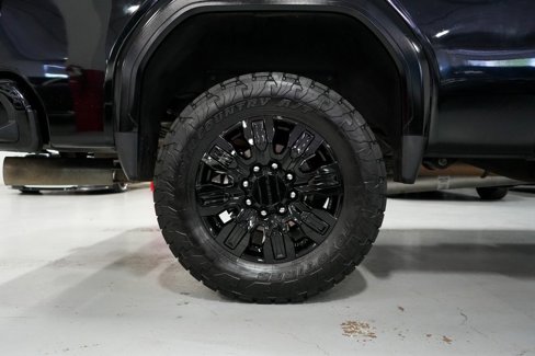 Used 2024 GMC Sierra 2500 Denali w/ Denali Reserve Package image 25