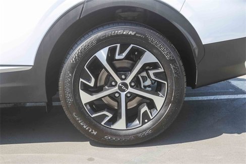 Certified 2024 Kia Sportage EX image 12