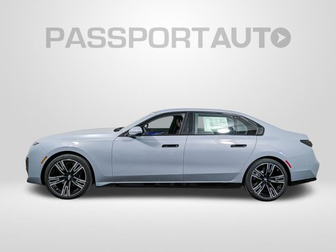 New 2026 BMW 740i xDrive image 2