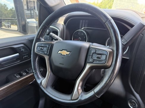 Used 2021 Chevrolet Silverado 2500 High Country w/ Z71 Off-Road Package image 14