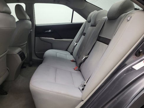 Used 2014 Toyota Camry XLE image 18