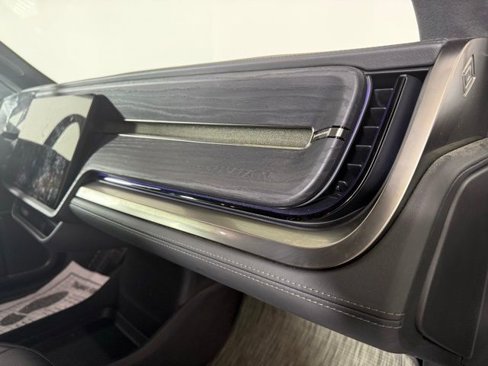 Used 2024 Rivian R1S Adventure image 34