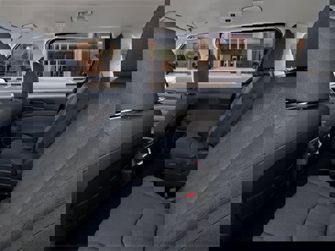 New 2026 Kia Carnival LX image 18