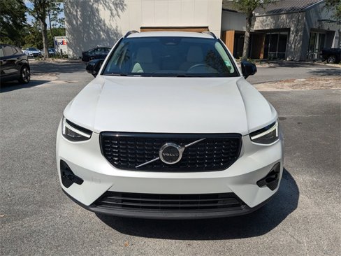 New 2026 Volvo XC40 B5 Plus w/ Protection Package Premier image 9