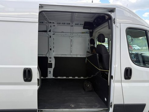 Used 2020 RAM ProMaster 2500 image 23