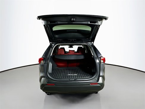 Used 2025 Toyota RAV4 LE image 34