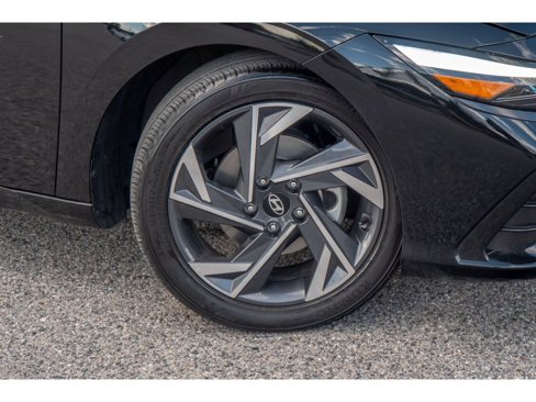 Used 2024 Hyundai Elantra SEL w/ Convenience Package image 30
